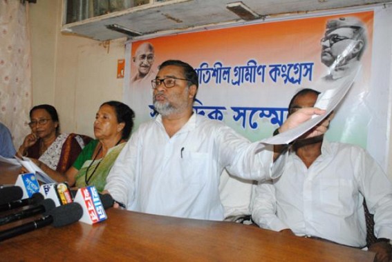 Chief Minister Manik Sarkar is favoring all the ongoing scams of the state:  Subal Bhowmik